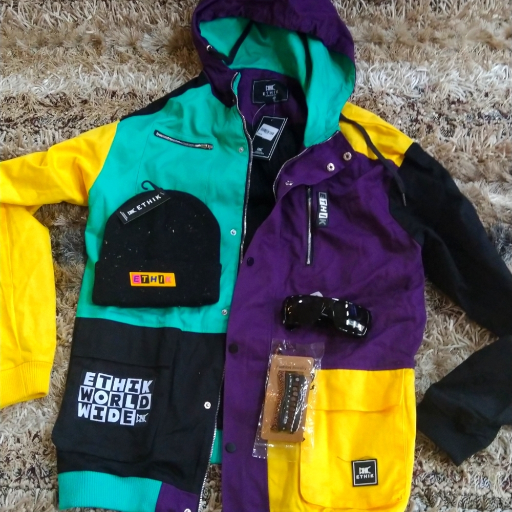 New Retro Ethik LEGO Brick Color Jacket W/Matching Acrylic Cap/Hat + Bo…
